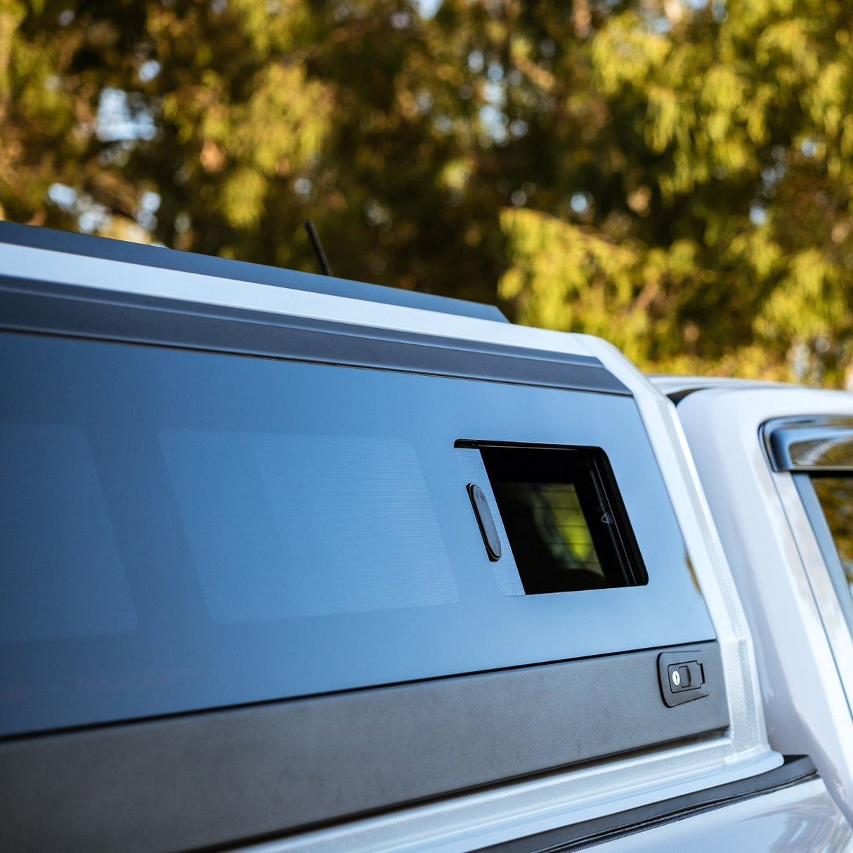 Ford Ranger Next Gen Dual Cab Xtreme CapRax Canopy by Rhinoman - FORNGDXTW - CapRax